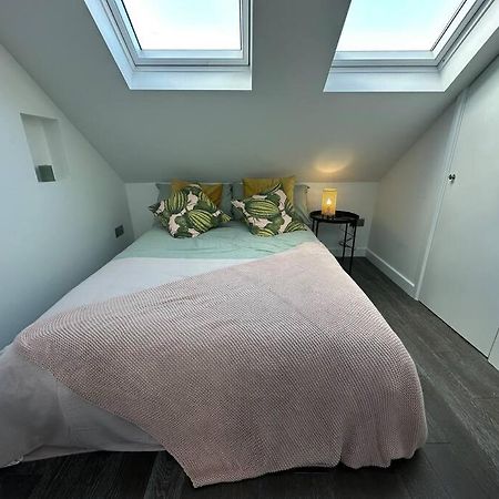 Lovely New Decor Studio - 4 The Southwell London Exterior photo